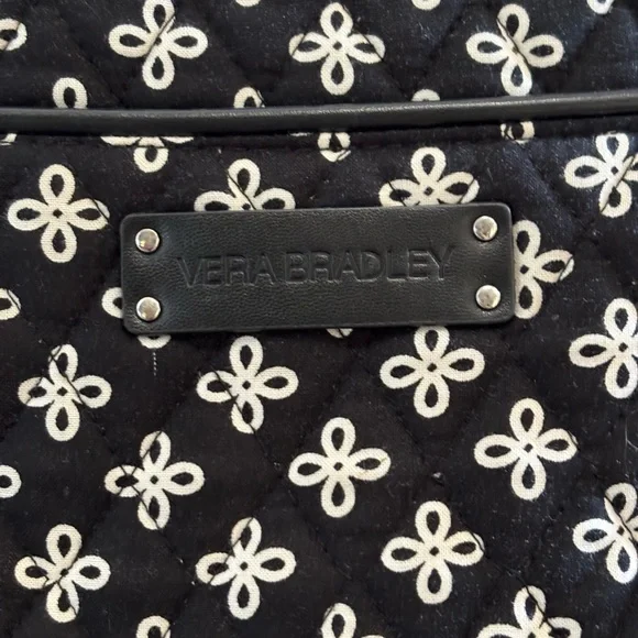 Vera Bradley Black and White Patterned Women's Bag great condition - Picture 2 of 6